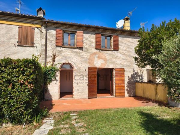 Casa colonica in Via di Villa Giulia, Fano — foto 3 di 5