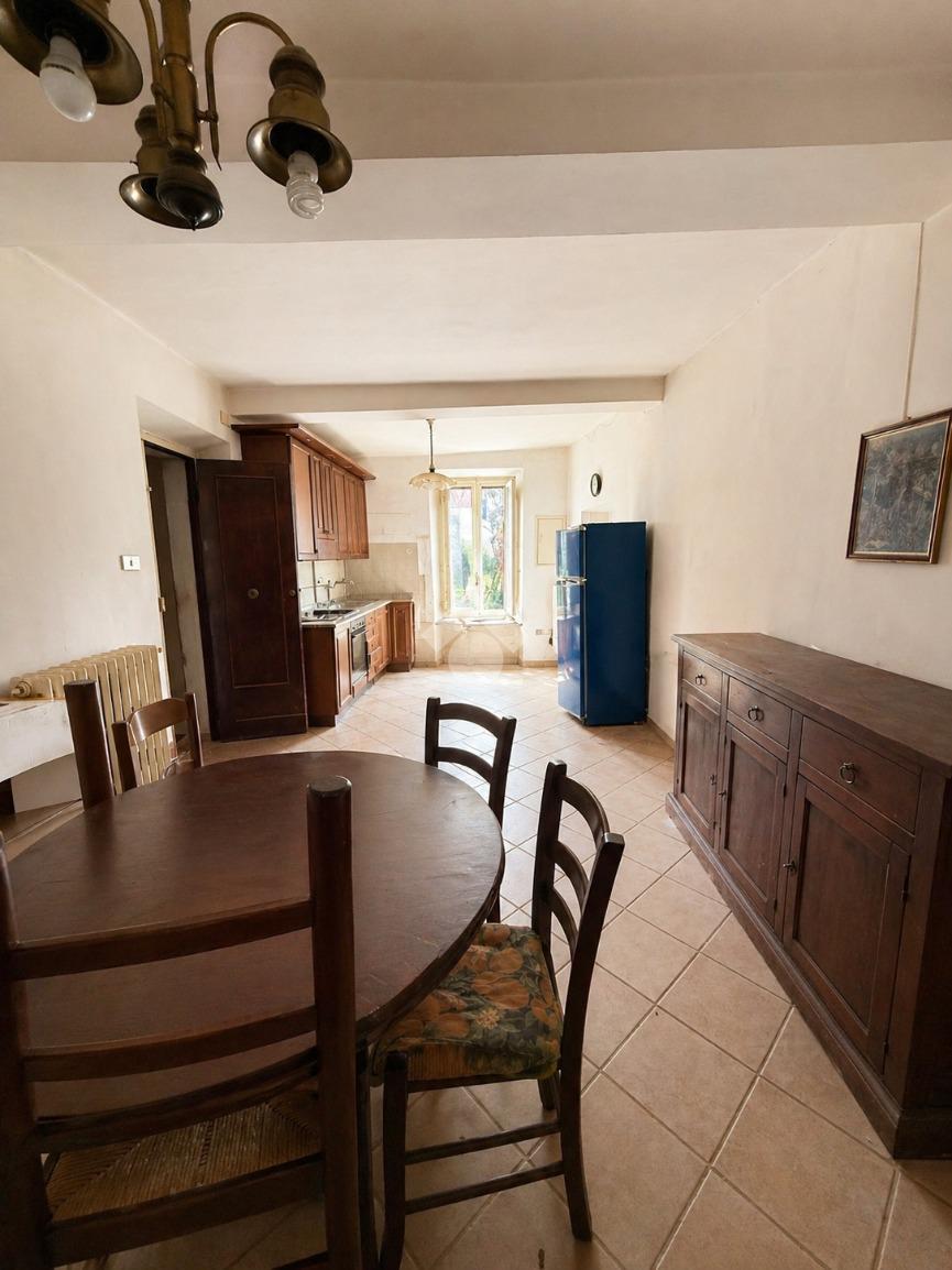 Bilocale in Via Poerio 15, Orte