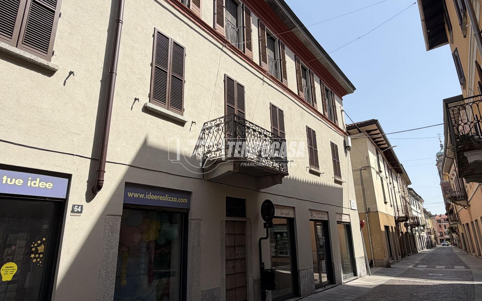 Quadrilocale, Oleggio