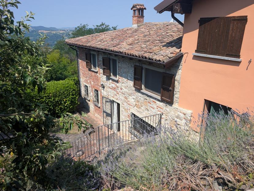 Villa in Via Montecanino, Golferenzo — foto 4 di 5