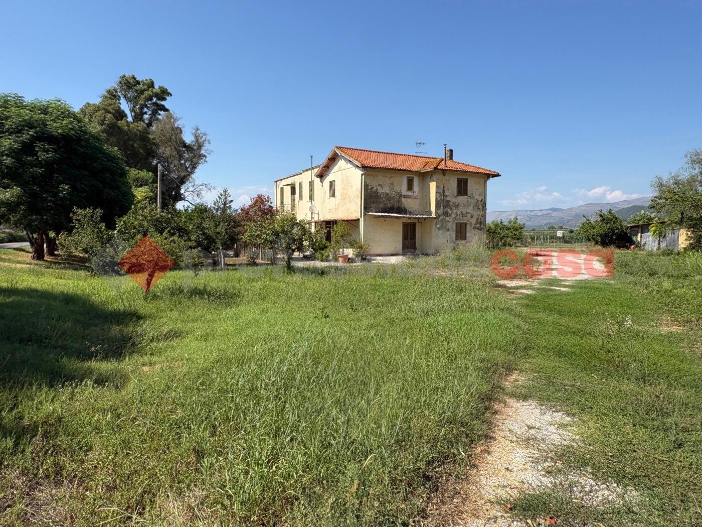 Terratetto plurifamiliare in Strada Capo dei Bufali 1, Terracina