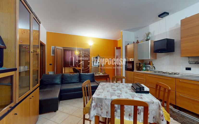 Casa indipendente in Via N. Sauro 2, Lusciano