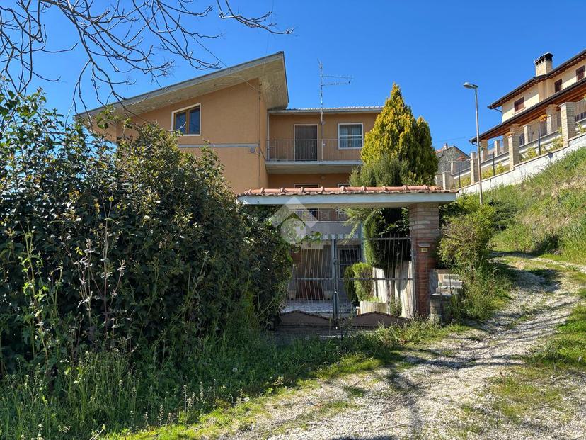 Casa indipendente in Contrada Petrilli Basso 28, Cellino Attanasio — foto 3 di 5