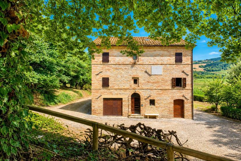 Rustico in Contrada Castellarso Ete, Belmonte Piceno — foto 3 di 5