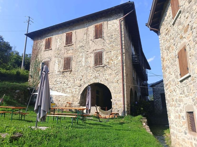 Rustico in Via Sentino, San Giovanni Bianco — foto 2 di 5