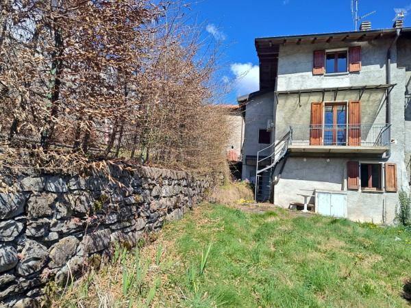 Terratetto unifamiliare in Via Parrocchiale 8, Alta Valle Intelvi — foto 3 di 5