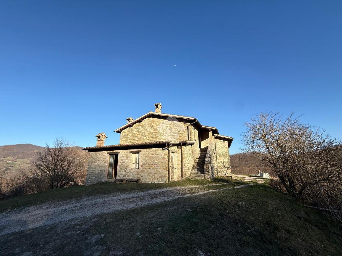 Casa indipendente in Santa Margherita di Burano, Gubbio