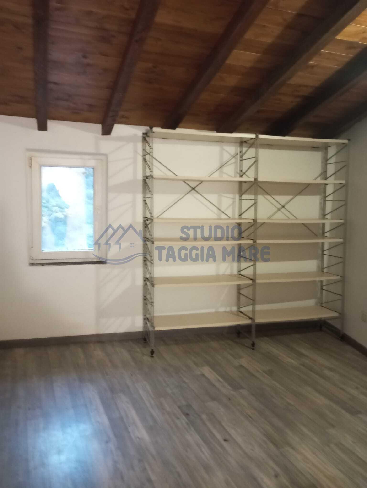 Bilocale in Via Magenta, Badalucco