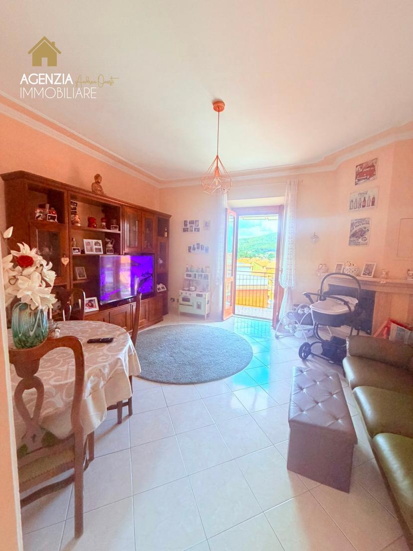 Trilocale in Via della Portella 15, Rocca di Papa — foto 2 di 5