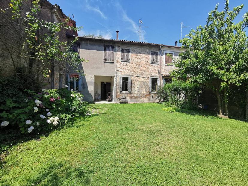 Villa a schiera, Ficarolo — foto 2 di 5