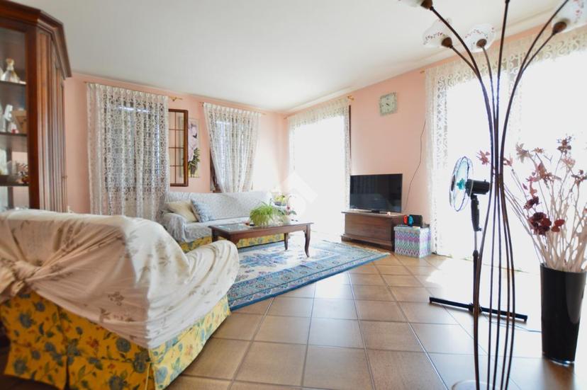 Villa in Via I Maggio, Ceggia — foto 2 di 5