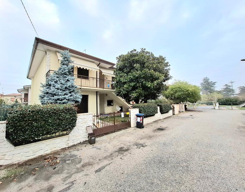 Villa a schiera in Via Martiri di Belfiore 19, Rovigo — foto 3 di 5