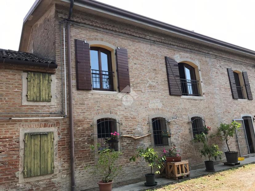 Casa indipendente in Via Sant'Antonio 11, Masi Torello — foto 2 di 5