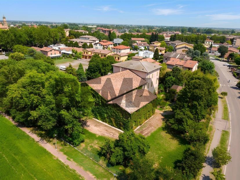 Villa in Via Dante Alighieri 9, Castelnovo di Sotto — foto 3 di 5