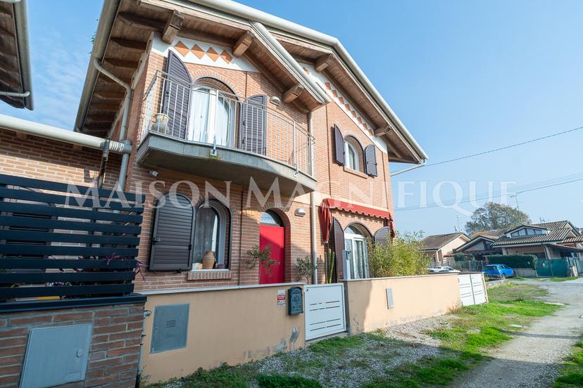 Villa in Via della Costituzione 14 / B, Lagosanto — foto 4 di 5