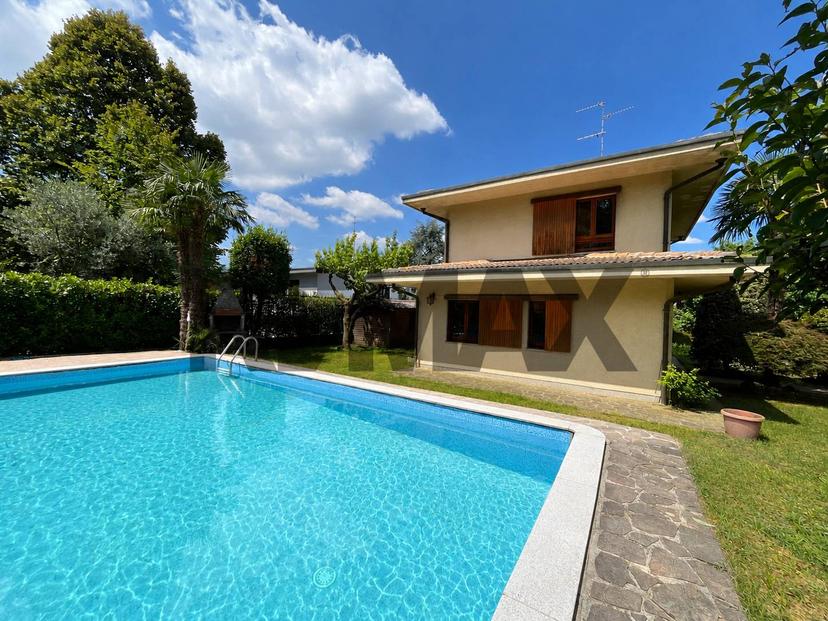 Villa in Via Manara 56, Lesmo — foto 4 di 5