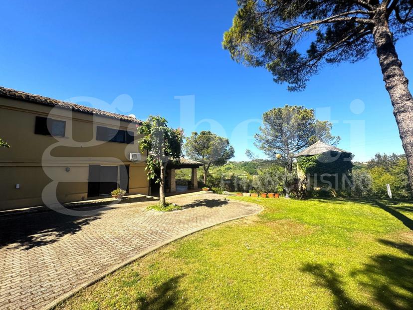 Villa in Contrada Valle Pelilla 8, Pianella — foto 2 di 5