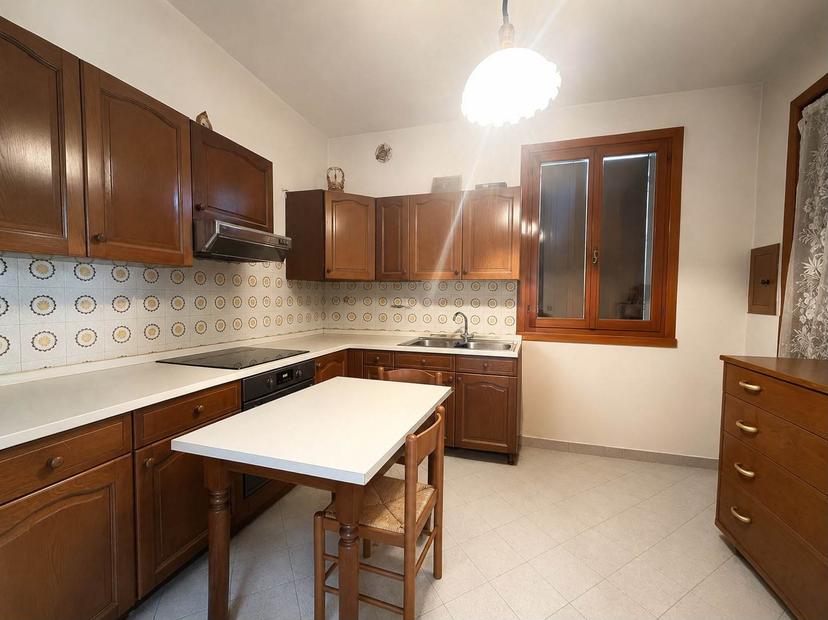 Rustico in Via Visan, Malo — foto 2 di 5