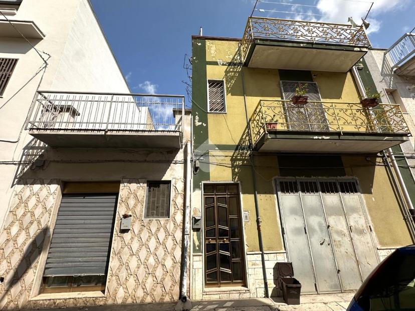Casa indipendente in Via Nicolai Prevosto 2, Canosa di Puglia — foto 3 di 5