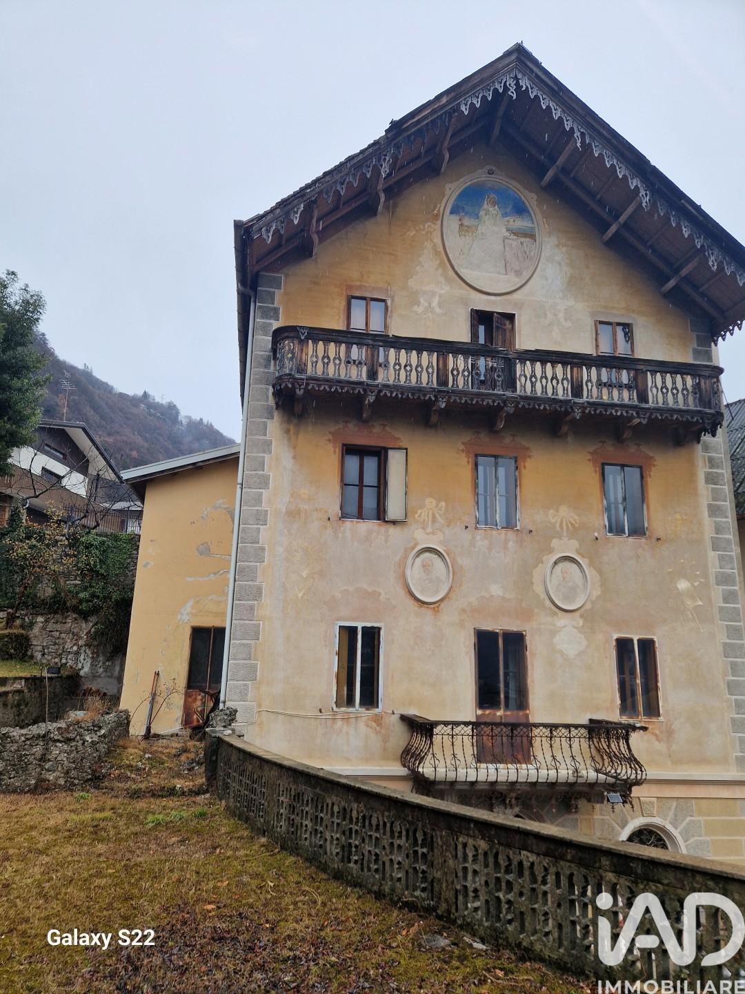 Villa in Via Guglielmo Celso, Longarone