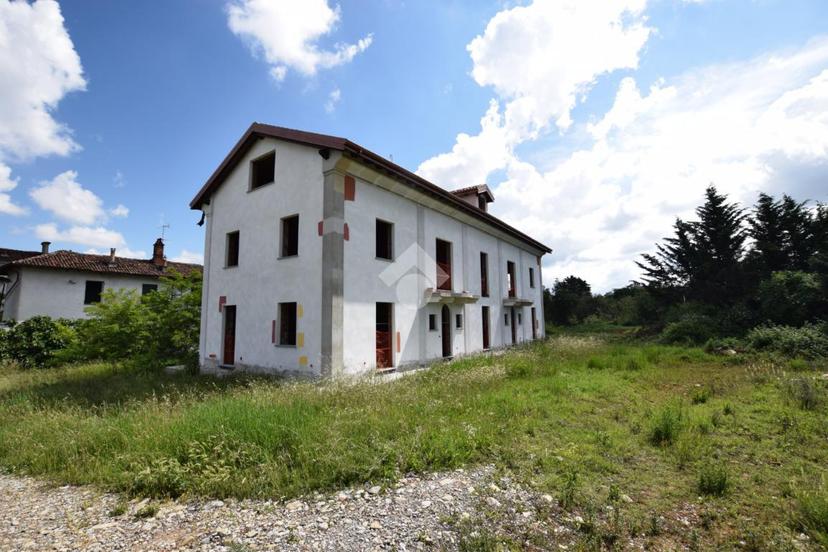 Casa indipendente in Strada Privata, Novi Ligure — foto 4 di 5