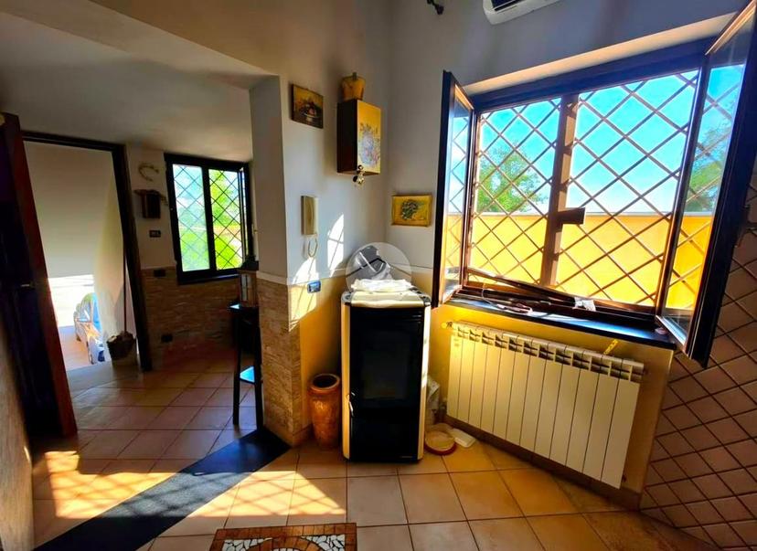 Casa indipendente in Via Chiazzolelle 17, Torre del Greco — foto 5 di 5