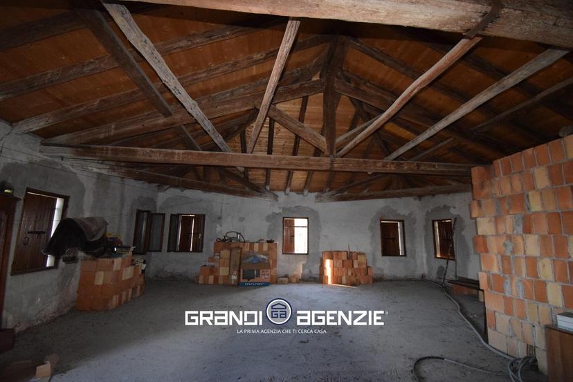 Quadrilocale in Via dei Santi 14, Nervesa della Battaglia — foto 2 di 4