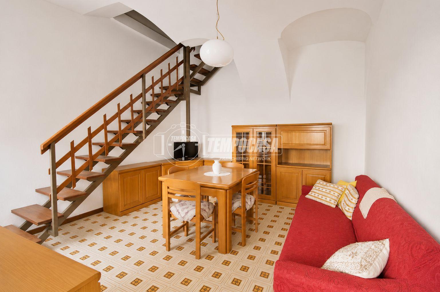 Casa indipendente, Gattinara