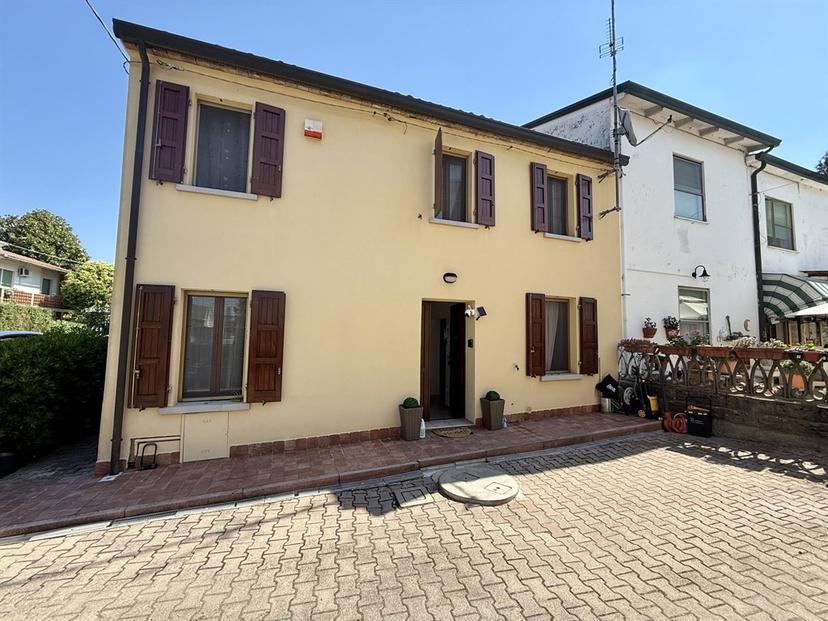 Villa bifamiliare in Via Superiore 137, Bagnacavallo — foto 3 di 5