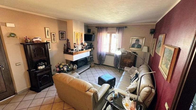 Casa indipendente, Castelnuovo di Garfagnana — foto 3 di 5