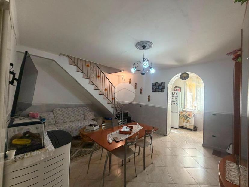 Monolocale in Vico S. Catello 3, Castellammare di Stabia — foto 2 di 5