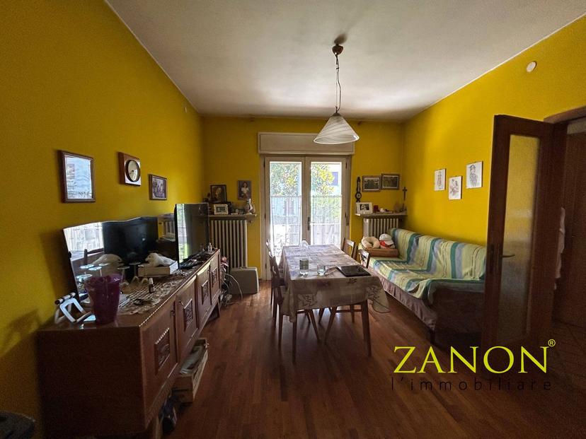 Villa in Via Sartorio, Gorizia — foto 3 di 5