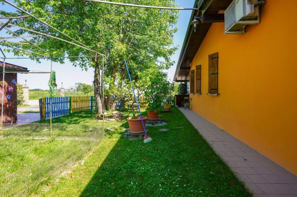 Villa in Strada Gonizza, Soragna