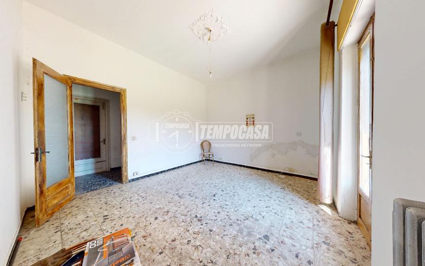 Trilocale in Via Statale 34, Santa Vittoria d'Alba — foto 3 di 5
