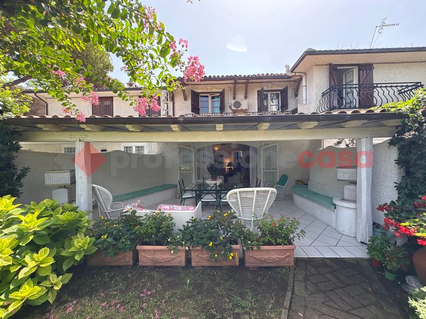 Villa a schiera in Piazza Italo Gelmini 8, San Felice Circeo — foto 3 di 5