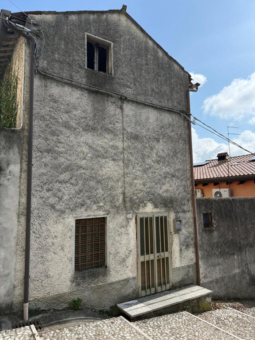 Villa a schiera in Via delle Fonti 16, Piovene Rocchette — foto 2 di 5