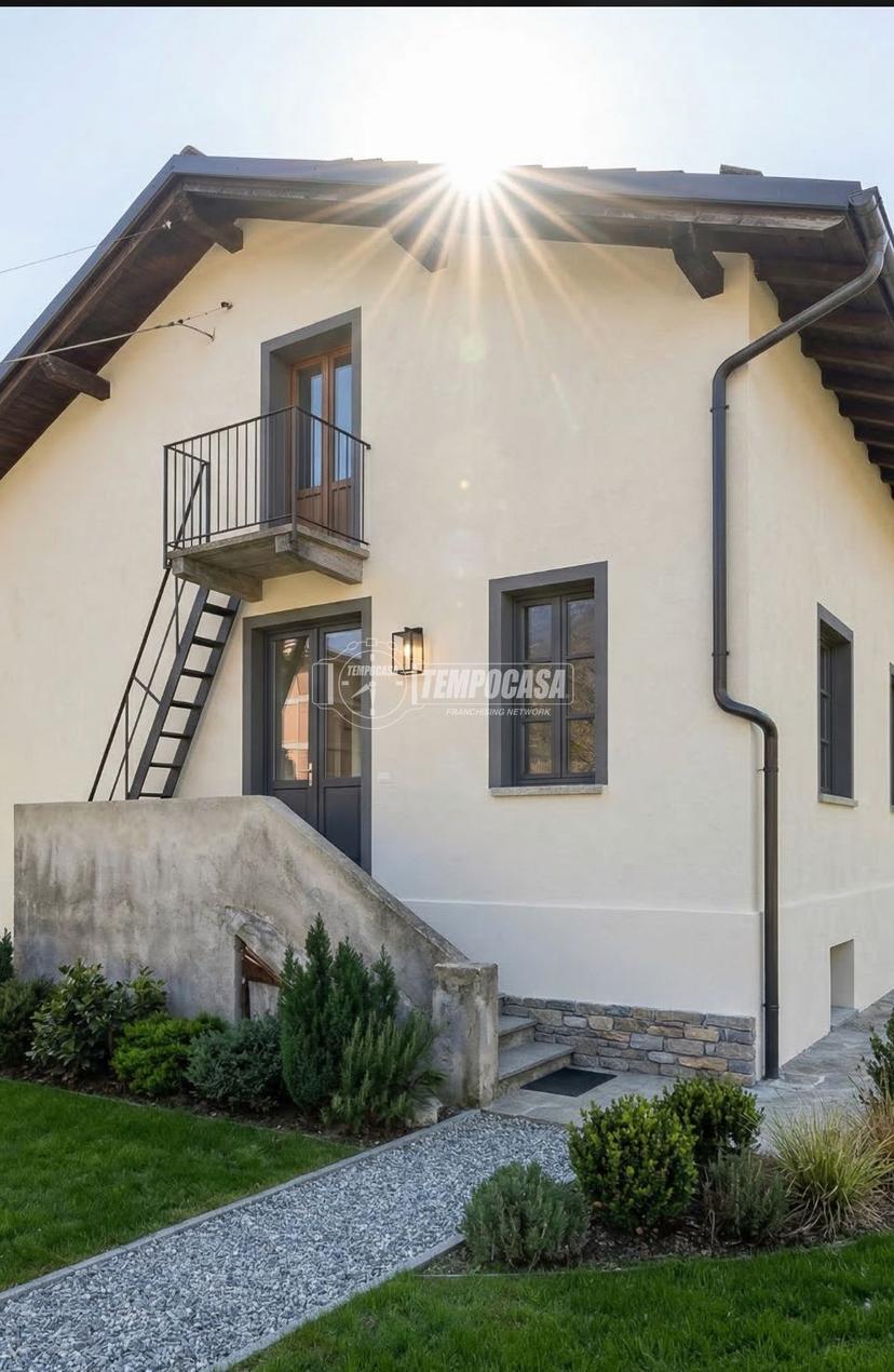 Casa indipendente in Corso Ivrea 99, Aosta — foto 3 di 5