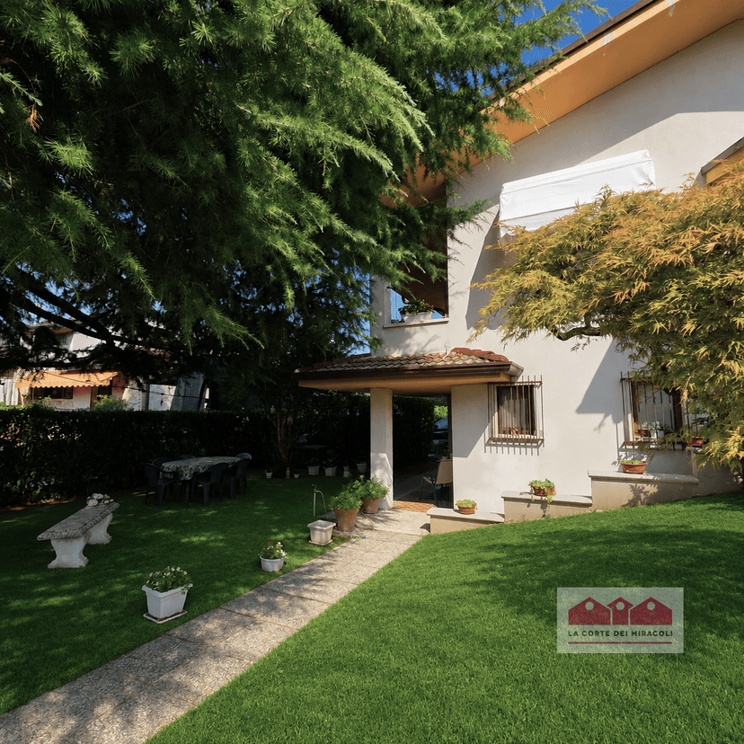 Casa indipendente in Via Cavour, Monticello Conte Otto — foto 3 di 5