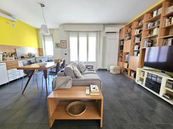 Bilocale in Viale Iginio Rota, Vimercate — foto 2 di 5