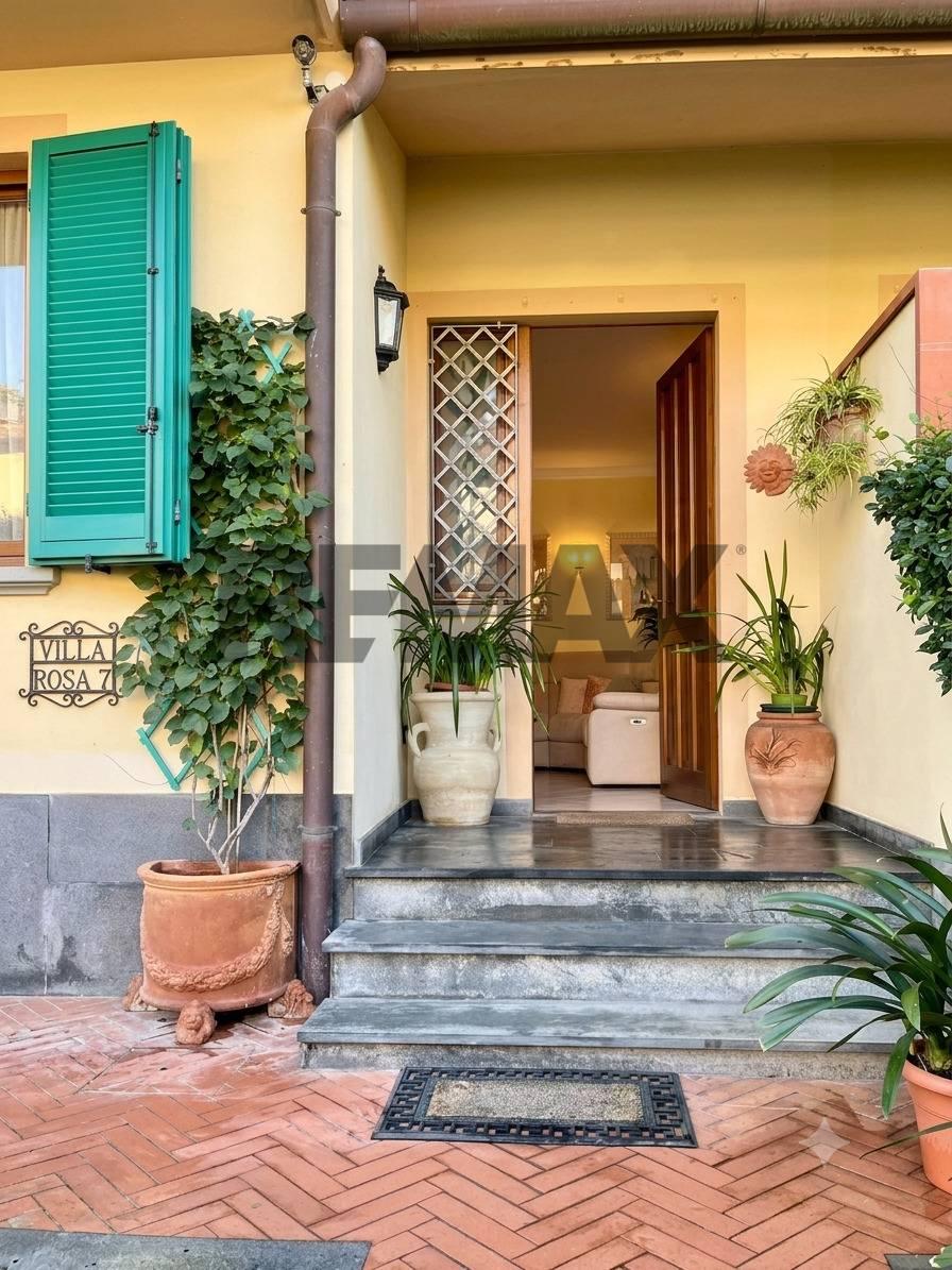 Casa indipendente in Via Ferrucci 106, Forte dei Marmi