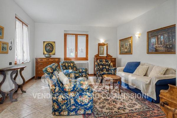 Quadrilocale in Viale delle Grigne 10, Cassina Valsassina