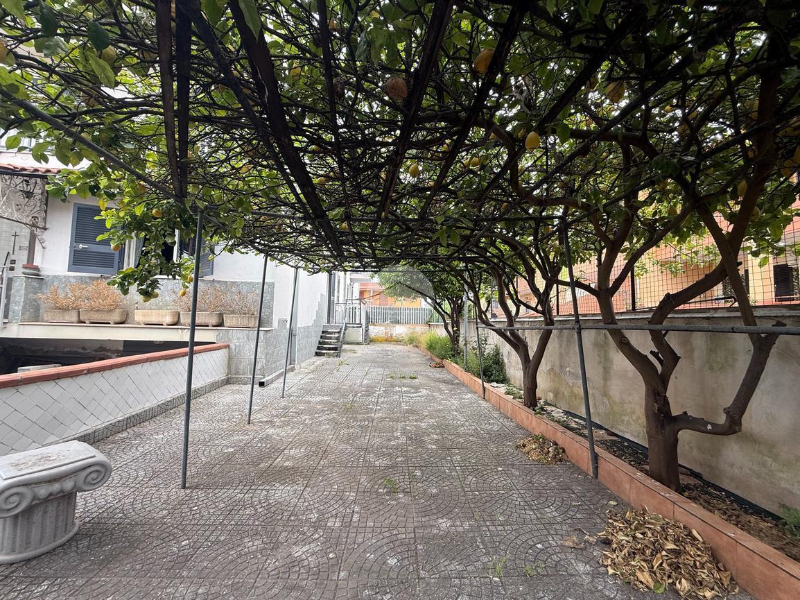 Villa in Terzo Viale Parco della Noce 10, Giugliano in Campania
