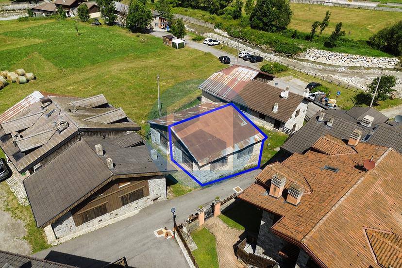 Casale in Via Vallaro, Vione — foto 3 di 5