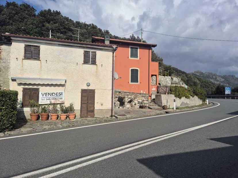 Bilocale in Strada Statale 1 9, Deiva Marina — foto 3 di 5