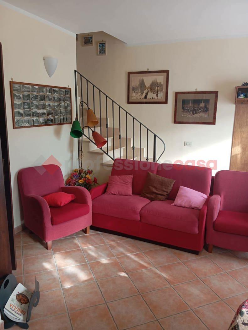 Villa plurifamiliare in Via Fabrizio De Britis 4, Rocca di Botte — foto 4 di 5