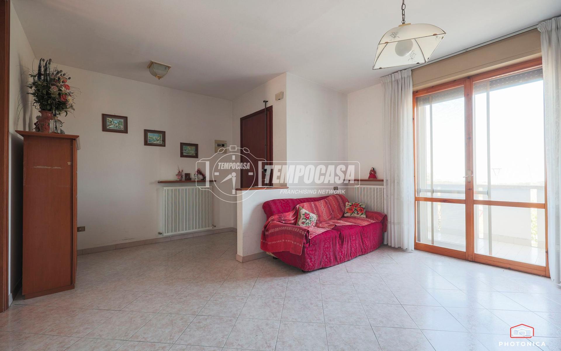 Casa indipendente in Via Ungaretti, San Clemente