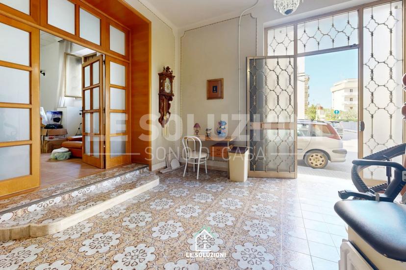 Casa indipendente in Via Romanazzi Carducci 6, Putignano