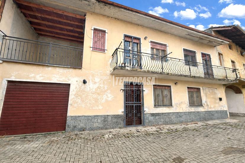 Casa indipendente in Via Vittorio Bottego, Alice Castello — foto 4 di 5