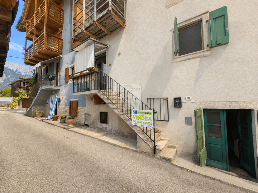 Monolocale in Frazione Comighello, Comano Terme — foto 3 di 5