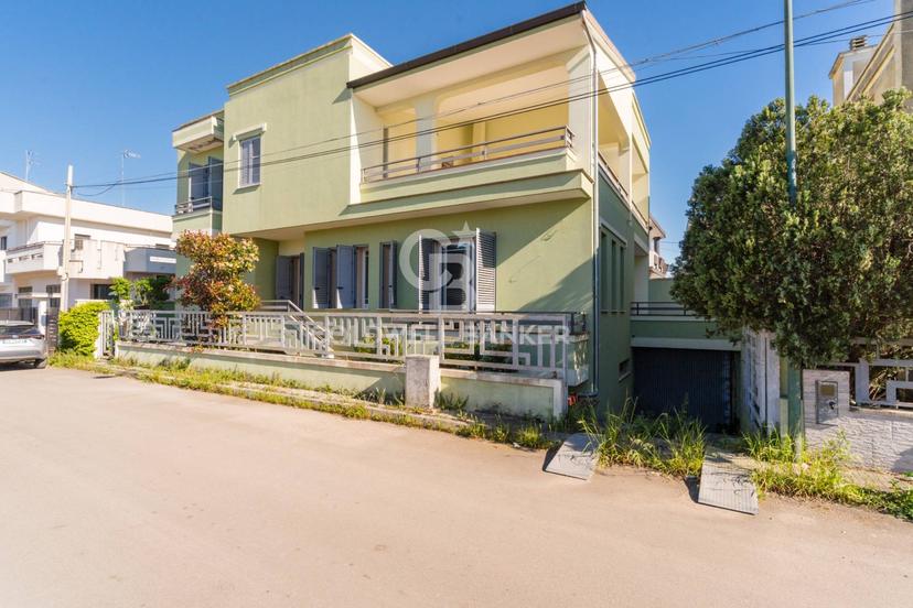 Villa in Via Giuseppe Ungaretti 32, Aradeo — foto 3 di 5